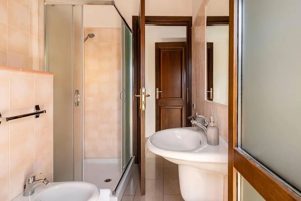 Apartment Dimoras Bellissimo Appartamento Centrocitta Olbia