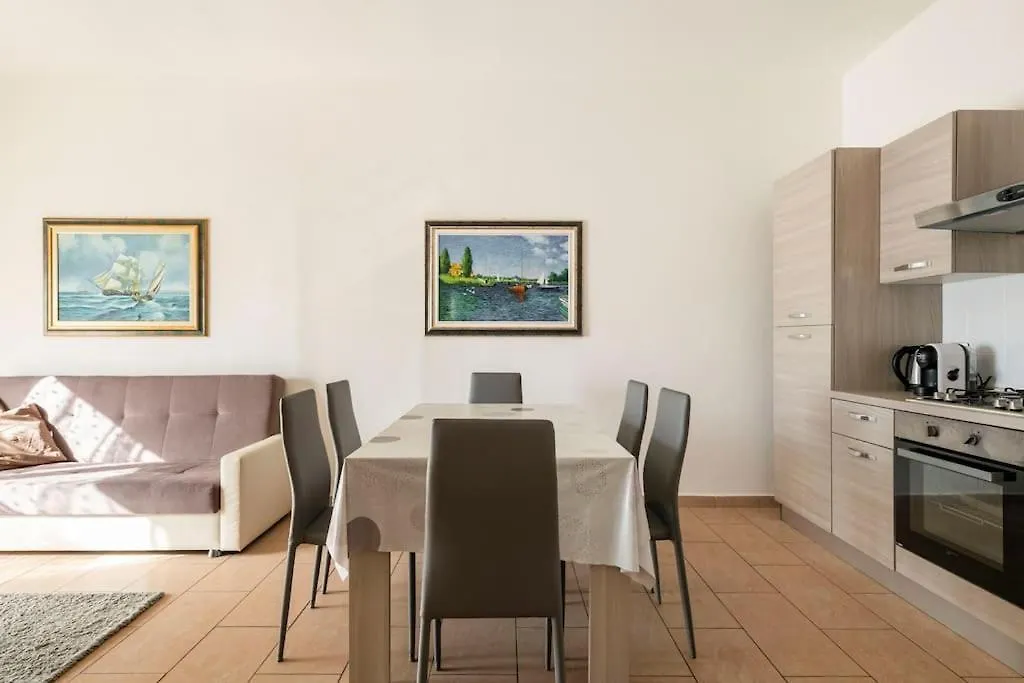 Dimoras Bellissimo Appartamento Centrocitta Olbia